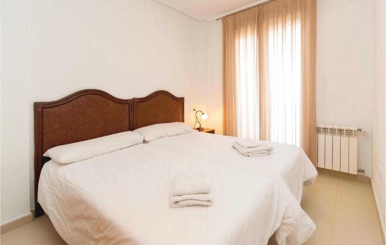 2 Bedroom Amazing Apartment In Roldan Los Tomases 外观 照片